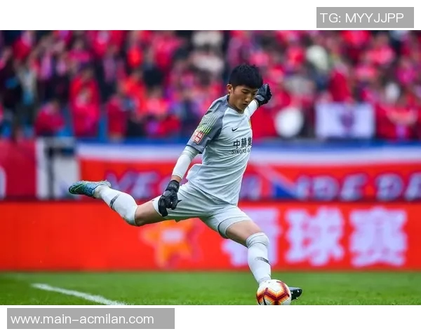 微笑刺客的逆袭小个子球员如何在球队中展现价值与实力