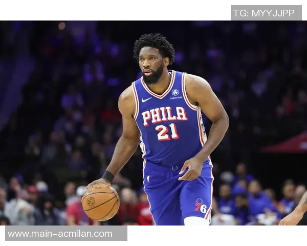 马克西回忆四年前恩比德空接扣篮赛前特意提醒要传球给他 马克西回忆四年前恩比德空接扣篮赛前特意提醒要传球给他